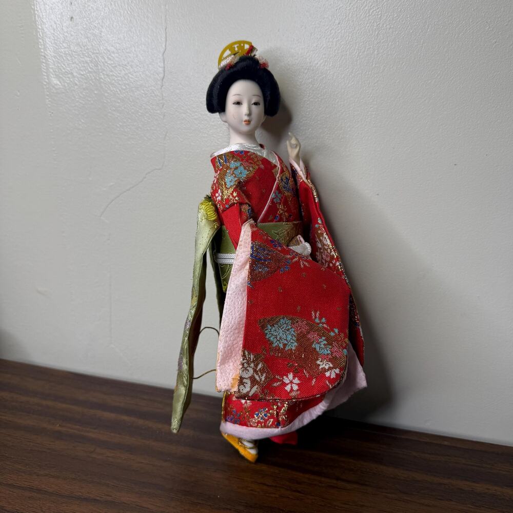 Vintage Japanese Geisha Doll in Traditional Kimono